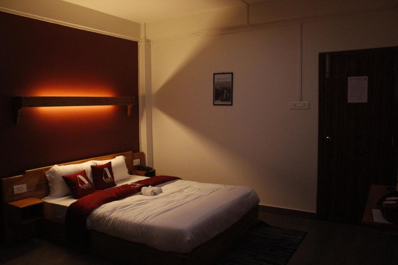 Aisha Guest House Bed & Breakfast Черапунджи Екстериор снимка
